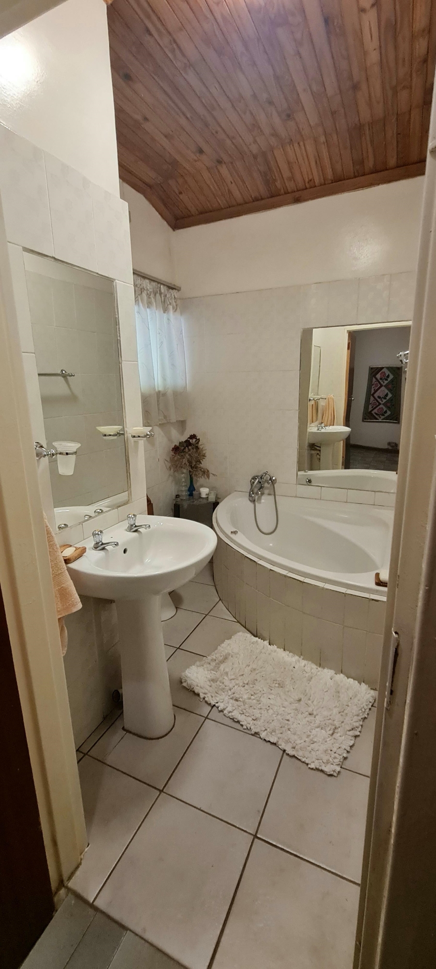 5 Bedroom Property for Sale in Douglas Northern Cape